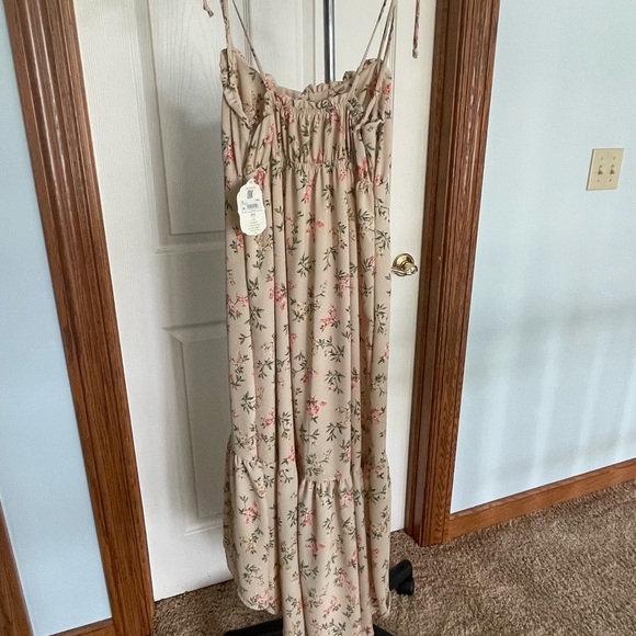 SOLD - Picture 4 of 7